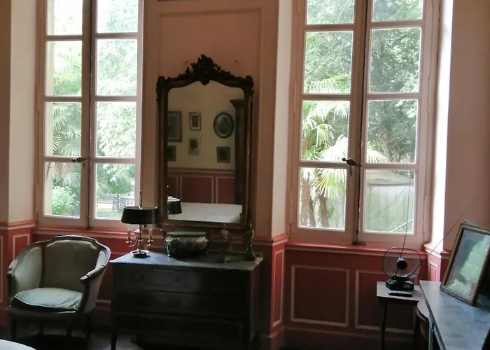 Gasthuis De La Riviere 4*